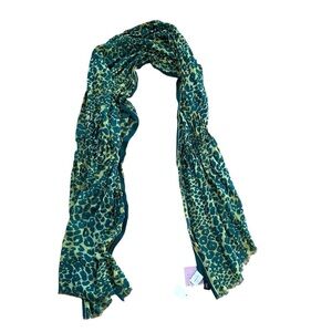 Cuccia Collection by Violet Del Mar Green & Blue Leopard Wool Blend Scarf NWT